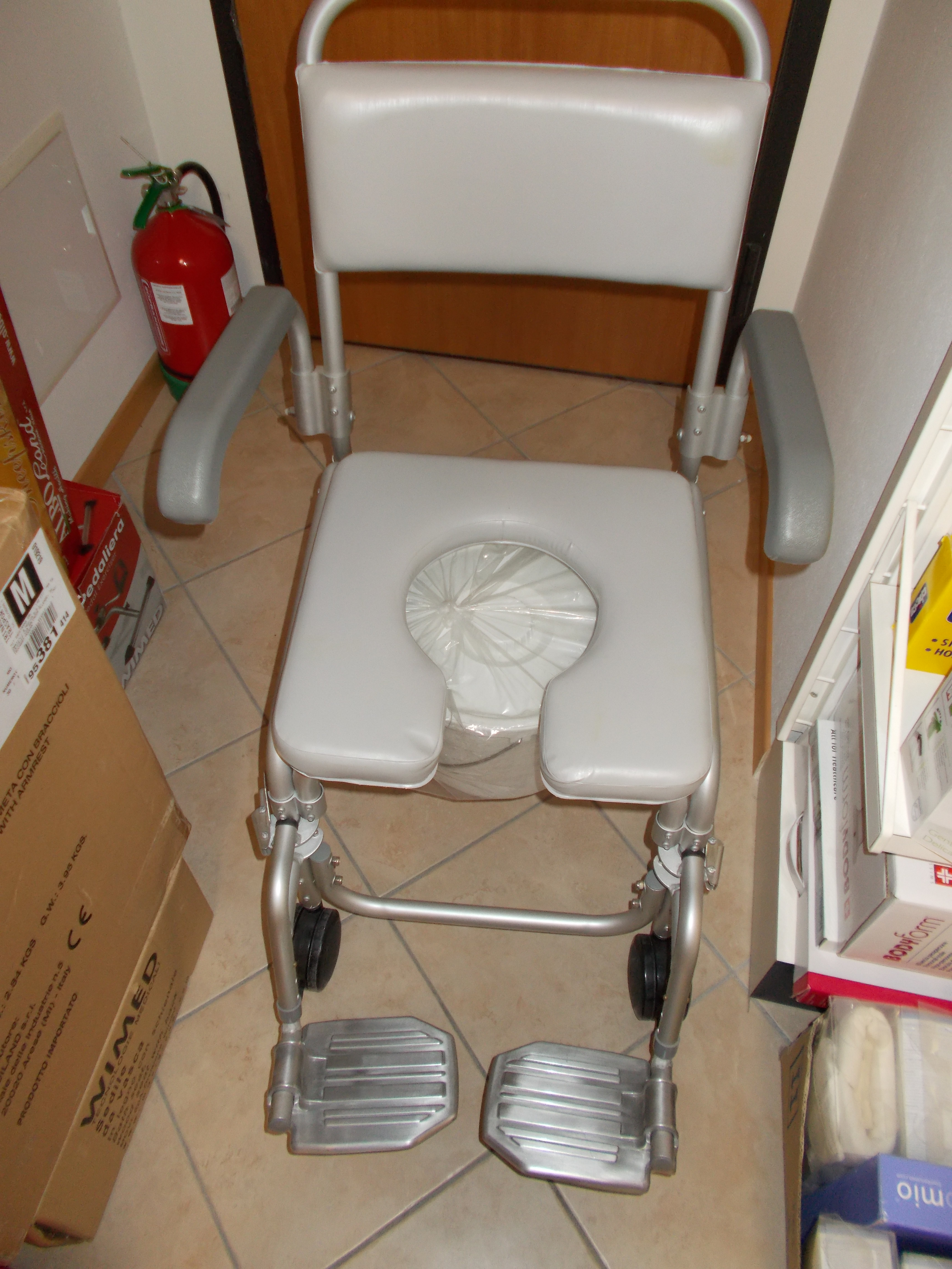 SEDIA A COMODA La Sanitaria di Barco Mariangela