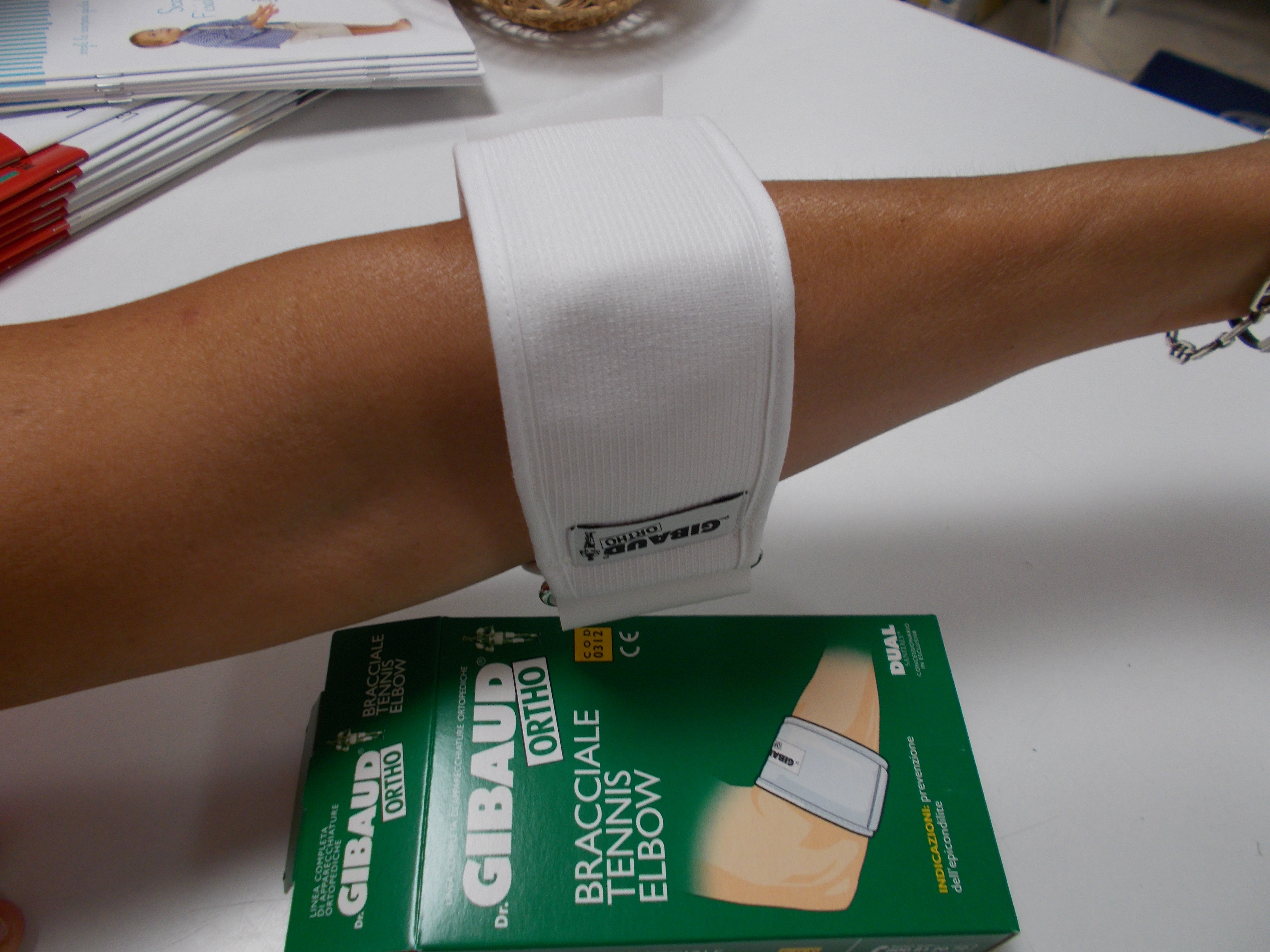 BRACCIALE PER EPICONDILITE La Sanitaria di Barco Mariangela