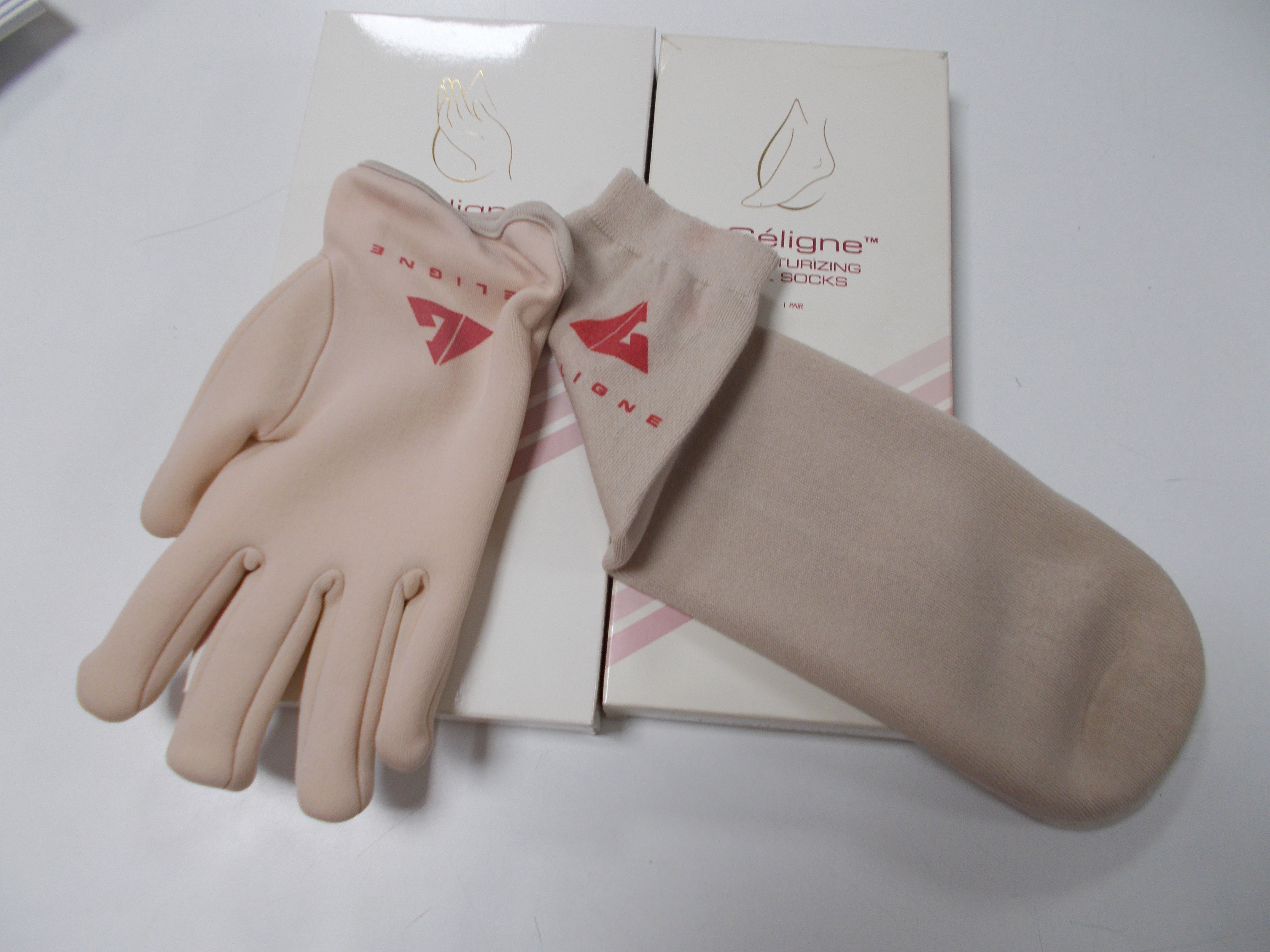 GUANTO/CALZINO GEL La Sanitaria di Barco Mariangela